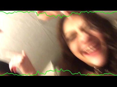 ❤️ Awiri achigololo brunette okhudzika mathalauza amakhala ambanda quirky bitch Zolaula pa ife ️❤